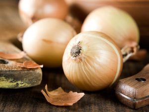 Chalcedony onion