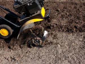 Välja en potatisplanter för en bakomliggande traktor