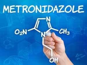 Toepassing van Metronidazol voor kalkoenkuikens