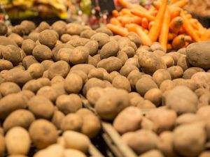 Rules for storing potatoes in a cellar in winter