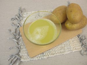 Nuttige en schadelijke eigenschappen van aardappelsap