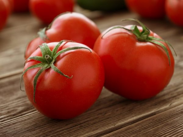 Tomaten worden het best geconsumeerd met ongeraffineerde oliën