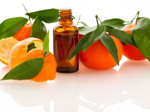 Egenskaper och användningar av mandarin eterisk olja