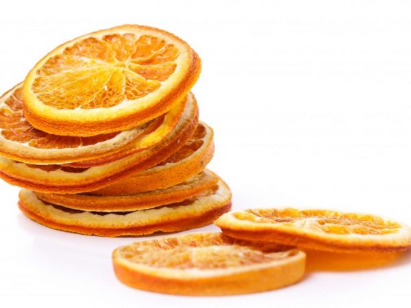 Características del secado de naranja para decoración y alimentación.
