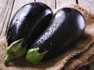 Clorinda aubergine beskrivning