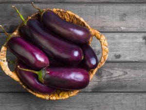 Fördelar med aubergine för gastrit och diabetes