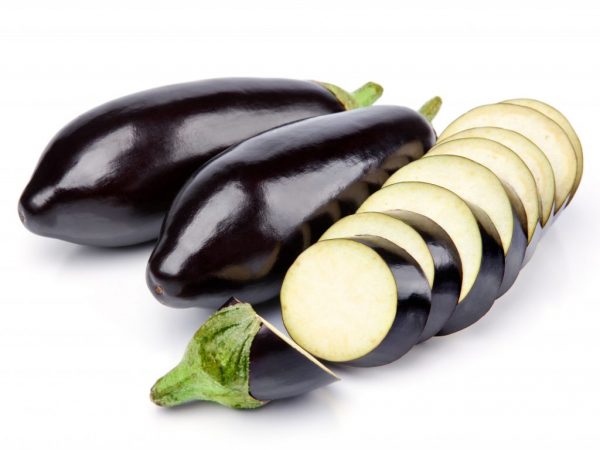 Hälsofördelar och skador på aubergine