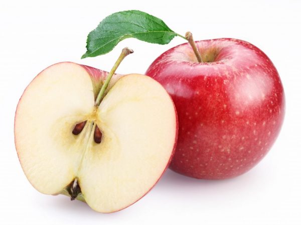 När ett äpple interagerar med syre börjar en kemisk reaktion.